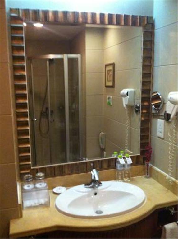 Shaanxi Business Hotel Шанхай Экстерьер фото